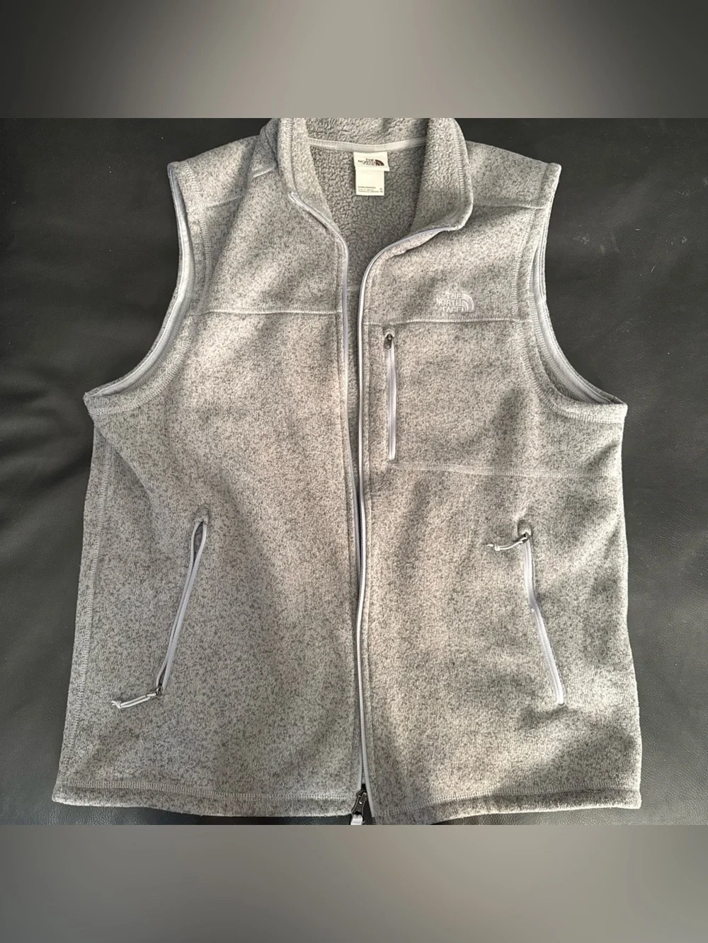 The North Face Men's Size XL Gray Vest Full Zip Stand-Up Collar Logo / Pockets